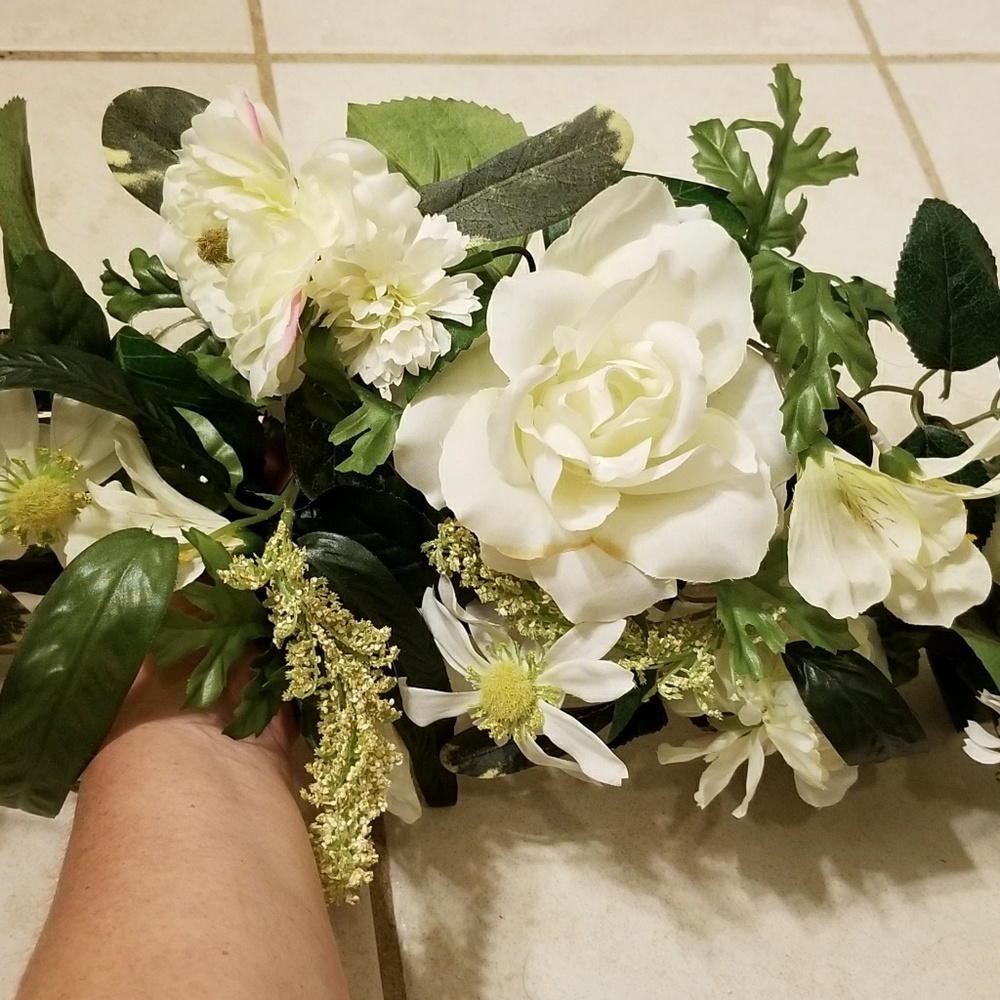 2 white rose swags